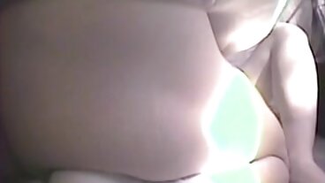 On un film porno gratuit The Sofa baise avec la sexy Katrin Tequila et Sicilia de LetsDoeIt