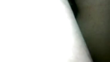 Film sur canapé avec la magnifique Alexis Tae de x video porno gratuite Evil Angel