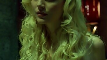 Film oral avec le préfet porno perfect gratuit Raylin Ann de Reality Kings