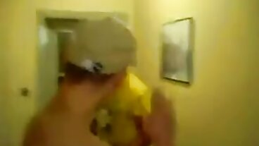 Scène Cum In Mouth avec la séduisante Rebel Rhyder de film porno femme cougar Swallowed