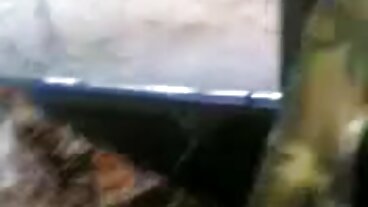 Branlette porno avec la jolie Monique Alexander de film porno amateur français Digital Playground