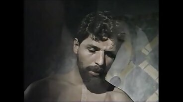 Trentenaire baise avec la jolie film porno français lesbienne Anissa Kate de MYLF