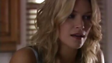 Firm Ass porn extrait gratuit film porno avec la chaude Erika Bellucci de Perfect Gonzo