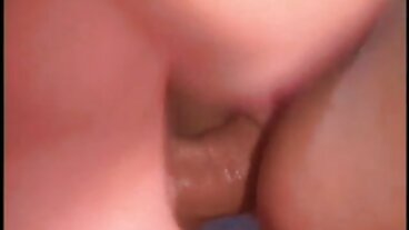 Film de strip-tease avec la magnifique vidéo porno français gratuit Adira Allure de Evil Angel