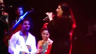 Scène missionnaire avec la magnifique Avery Moon de films x mature Reality Kings