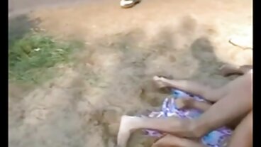 Action de longues jambes avec la séduisante Roxy Raye de Brazzers film x gratuit manga