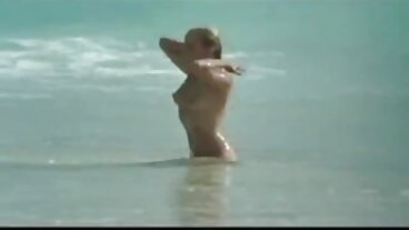 Porno en levrette avec la préfète film x en streaming gratuit Emily Willis de SexArt