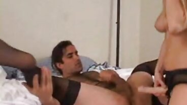 Porno bien sites video porno gratuits roulé avec la séduisante Lilly Hall de Evil Angel