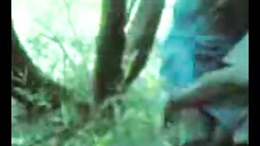 Action FFM avec la passionnée Gia Milana et Tia Cyrus de Mofos film x pornovore