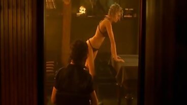 Teen vis avec cornée Mia Trejsi de film porno gratuit trio Puffy Network