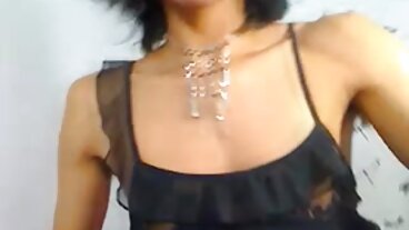 Sexe en levrette avec une amatrice séduisante film x pornovore de Czech AV