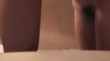 Film missionnaire avec la séduisante Vanna Bardot filme porno complet de SpyFam