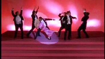 Sexe en levrette avec le préfet Romi Rain de True Anal porno gratuit hentai