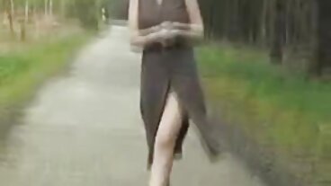 Vidéo poilue un film porno en français avec la magnifique Avi Love de Hard X