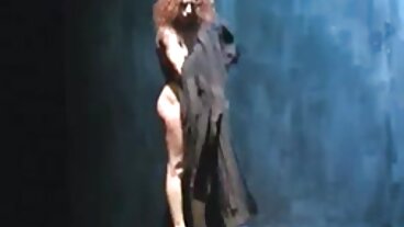 Scène un film porno vidéo FFM avec Anastasia Brokelyn et Susy Gala de Private