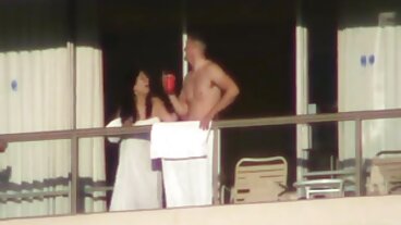 Film Medium Size Tits avec les magnifiques Gia Derza et Whitney film porno graphique gratuit Wright de Brazzers