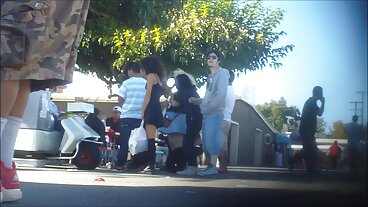 Vidéo On The Sofa avec la séduisante Karma RX de James film porno vintage gratuit Deen