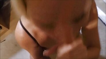 Vidéo de seins de taille moyenne avec la film porno xxx en francais magnifique Elena Vedem de Spizoo