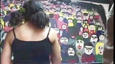 Scène de branlette avec la prono x gratuit séduisante Lika Star et Sofia Curly de Private