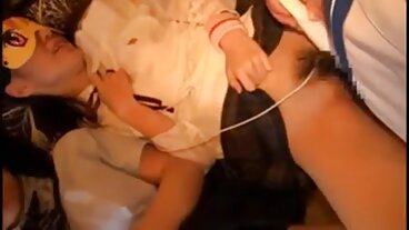 Reverse Cowgirl bang avec la séduisante Monroe marc dorcel film x gratuit Fox de Teen Mega World