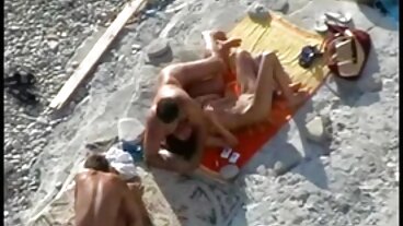 Charbon oral avec film porno français xxx la séduisante Tanya de 18 VideoZ